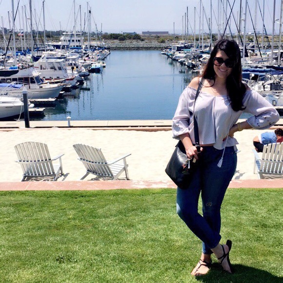 Meet your Posher, Melissa - Picture 5 of 5